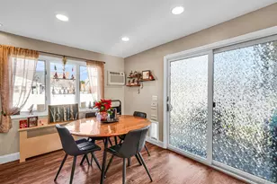 386 33rd St, Lindenhurst, NY 11757 - Photo 6