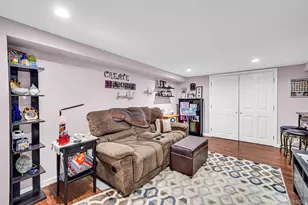 386 33rd St, Lindenhurst, NY 11757 - Photo 12