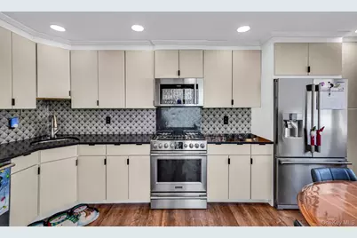 386 33rd Street, Lindenhurst, NY 11757 - Photo 4