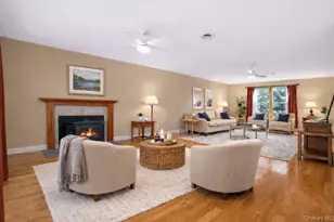 29 Deer Brook Dr, New Windsor, NY 12553 - Photo 4