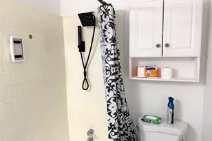 147-53 Grand Central Pkwy, Kew Gardens, NY 11435 - Photo 8