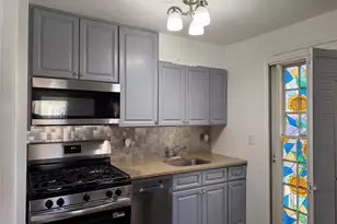 147-53 Grand Central Pkwy, Kew Gardens, NY 11435 - Photo 2