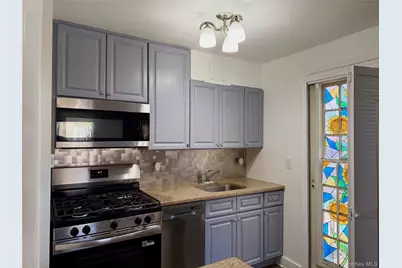 147-53 Grand Central Parkway #1, Briarwood, NY 11435 - Photo 4