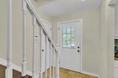 17 Lovell Road, Hampton Bays, NY 11946 - Photo 4