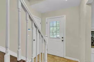 17 Lovell Rd, Hampton Bays, NY 11946 - Photo 4