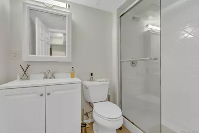 17 Lovell Road, Hampton Bays, NY 11946 - Photo 28