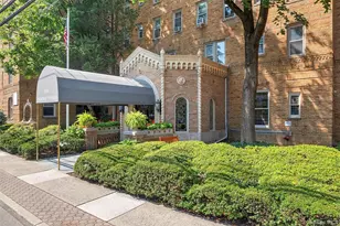 219 Bronx River Rd, Yonkers, NY 10704 - Photo 2