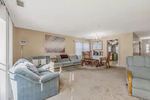 11 Gazebo Ln, Holtsville, NY 11742 - Photo 16