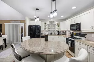 45 Jackson St, East Islip, NY 11730 - Photo 4