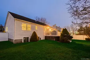 45 Jackson St, East Islip, NY 11730 - Photo 22
