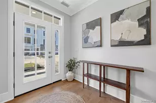 1822 Soundview Ct, Yorktown Heights, NY 10598 - Photo 2