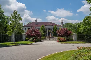 4 Valentines Farm Ct, Old Brookville, NY 11545 - Photo 2
