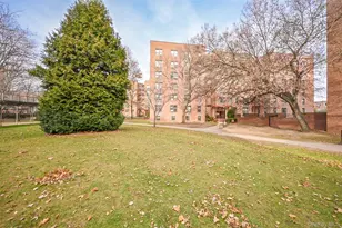 150-30 71st Ave, Flushing, NY 11367 - Photo 18