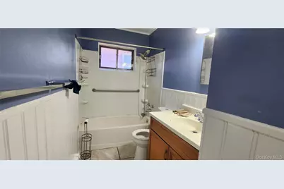 12 Hart Place, Mastic, NY 11950 - Photo 8