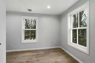 17 Tatterson St, Roslyn, NY 11576 - Photo 20