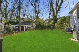 17 Tatterson St, Roslyn, NY 11576 - Photo 4