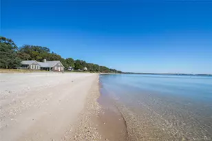 210 Robinson Ln, Peconic, NY 11958 - Photo 20