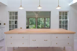 210 Robinson Ln, Peconic, NY 11958 - Photo 2