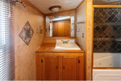 21 Harvey Street, Hyde Park, NY 12538 - Photo 30