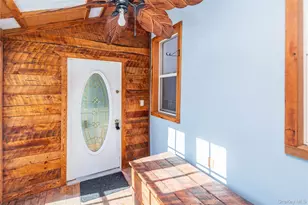 21 Harvey St, Hyde Park, NY 12538 - Photo 4