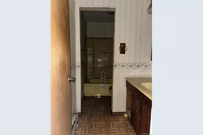 166 Halgren Crescent, Haverstraw, NY 10927 - Photo 16