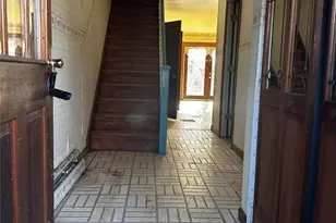 166 Halgren Crescent, Haverstraw, NY 10927 - Photo 2