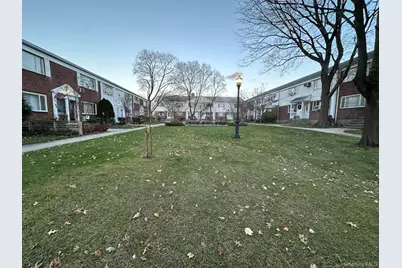 14-81 212 Street #270, Bayside, NY 11360 - Photo 2