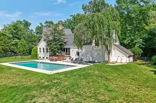 17 Oak Meadow Ln, Bellport, NY 11713 - Photo 28