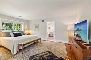 17 Oak Meadow Ln, Bellport, NY 11713 - Photo 14