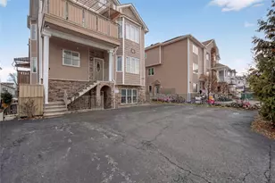 16 Herrick Ave, Spring Valley, NY 10977 - Photo 2