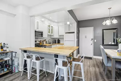 50 Barker Street #233, Mount Kisco, NY 10549 - Photo 4