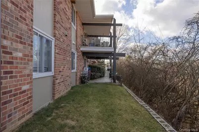 306 Old Country Road #306, Elmsford, NY 10523 - Photo 34