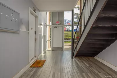 306 Old Country Road #306, Elmsford, NY 10523 - Photo 6