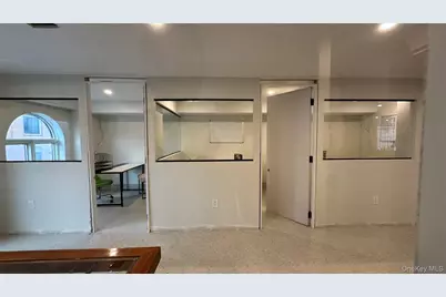 1521 E New York Avenue, Brooklyn, NY 11212 - Photo 14