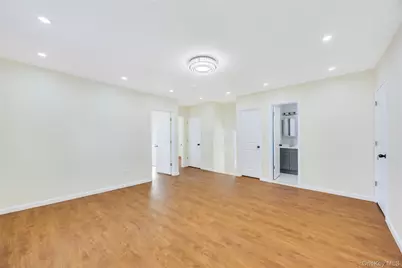 100-35 204th Street, Hollis, NY 11423 - Photo 6