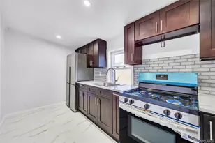 100-35 204th St, Hollis, NY 11423 - Photo 20