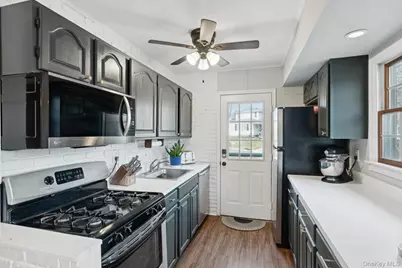 12 Gail Court, Kings Park, NY 11754 - Photo 10