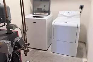 1043 Roosa Gap Rd, Pine Bush, NY 12566 - Photo 4