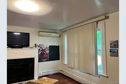 21 Nassau Road, Great Neck, NY 11021 - Photo 2