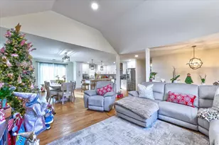 468 Granny Rd, Medford, NY 11763 - Photo 12