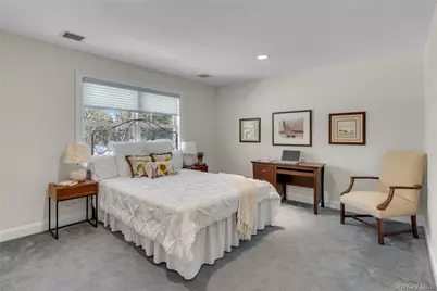 7 Pitch Pine Court, Northport, NY 11768 - Photo 26