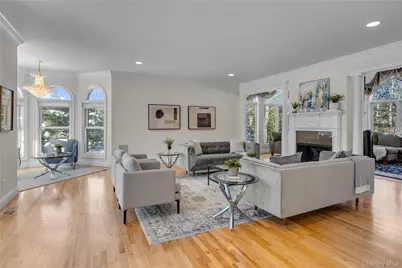 7 Pitch Pine Court, Northport, NY 11768 - Photo 8