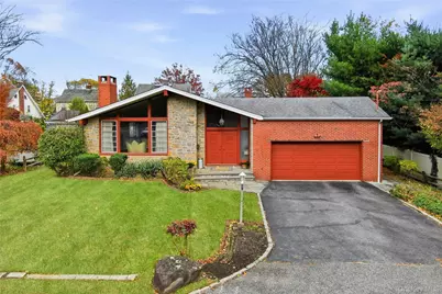 11 Washington Place, Port Washington, NY 11050 - Photo 1