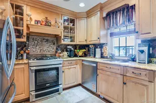 122 Hamilton Rd, Hempstead, NY 11550 - Photo 6