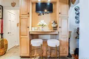 122 Hamilton Rd, Hempstead, NY 11550 - Photo 8