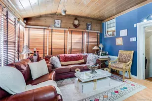 122 Hamilton Rd, Hempstead, NY 11550 - Photo 12