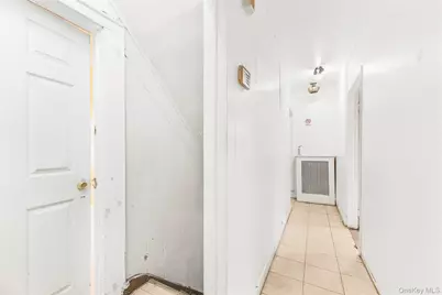 214 E Prospect Avenue, Mount Vernon, NY 10550 - Photo 22