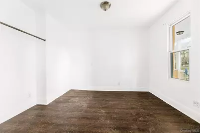 214 E Prospect Avenue, Mount Vernon, NY 10550 - Photo 14