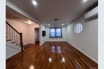 2522 Seymour Avenue, Bronx, NY 10469 - Photo 8