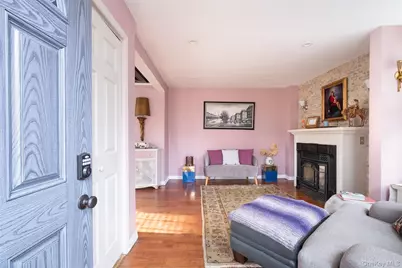 469 Minnieford Avenue, Bronx, NY 10464 - Photo 2